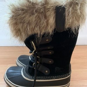 Sorel Joan of Arctic snow boots size 8 like new